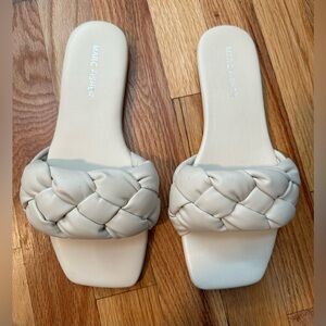 Women’s Marc Fisher flat sandal